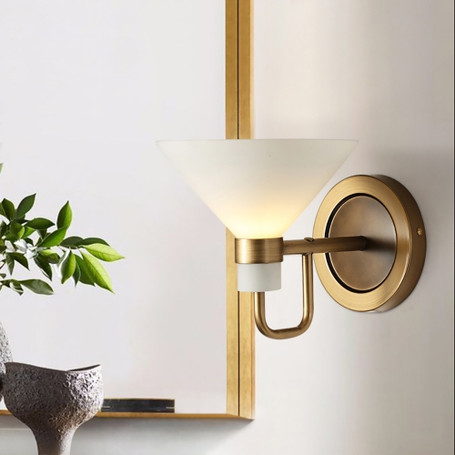 Lap Brass Wall 4